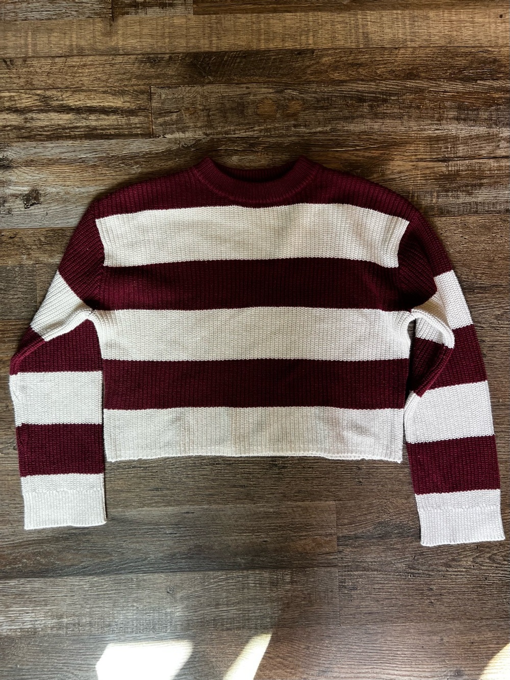 H&M Cropped Striped Crewneck Sweater - Burgundy & White
